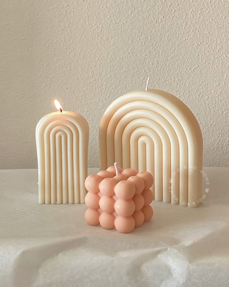 Novelty candle